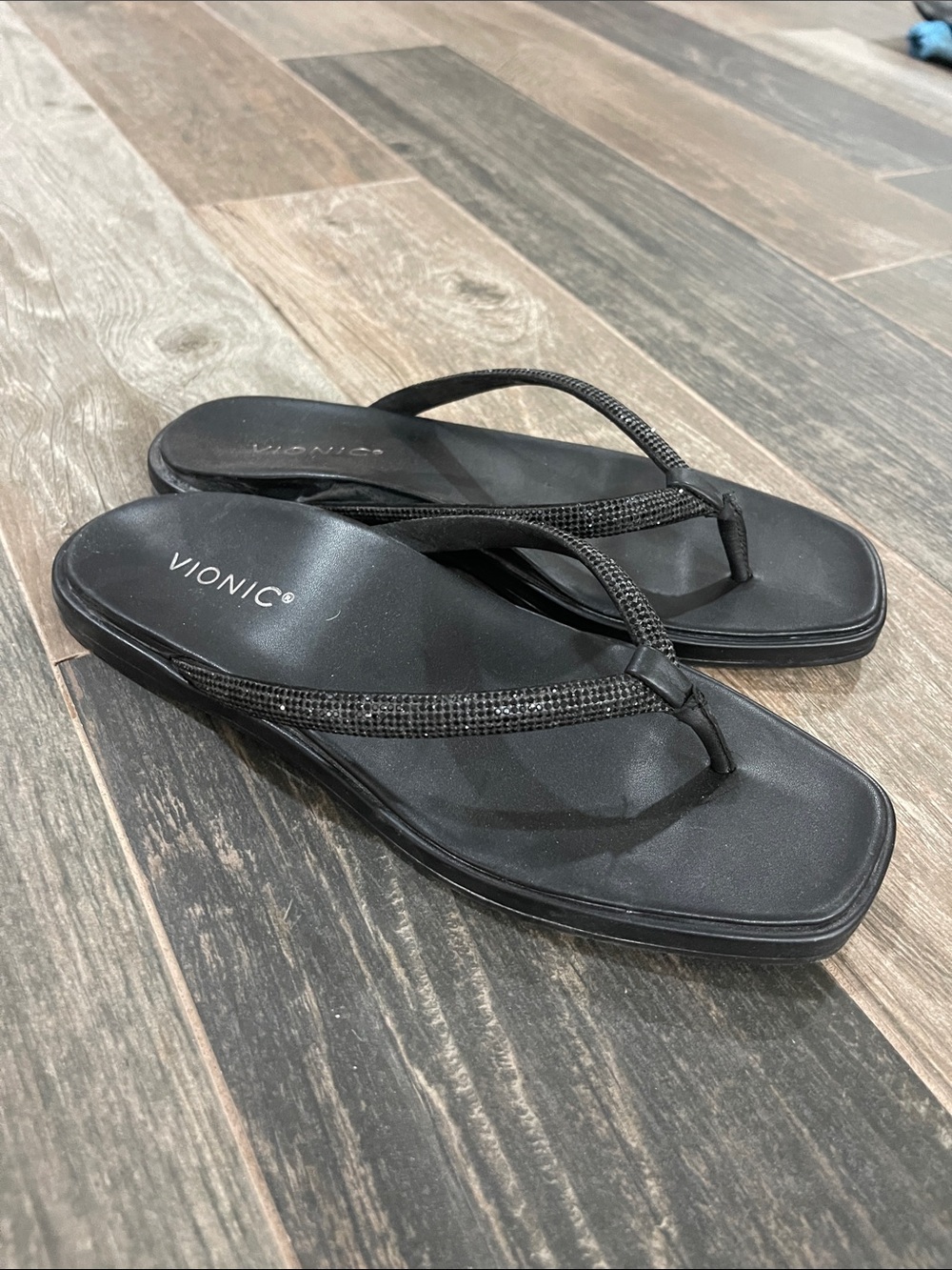 Vionic Black Women's Rhinestone Strap Flip Flop Sandals